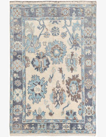 6' x 9' 2 Hand Knotted Moroccan Wool Rug