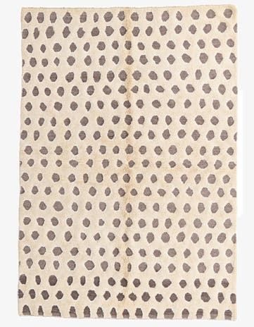 5' 5 x 7' 9 Hand Knotted Moroccan Wool Rug