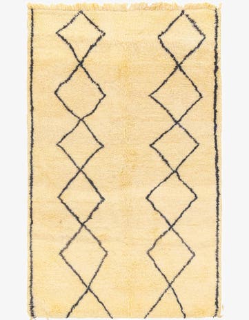 5' x 8' 5 Hand Knotted Moroccan Wool Rug