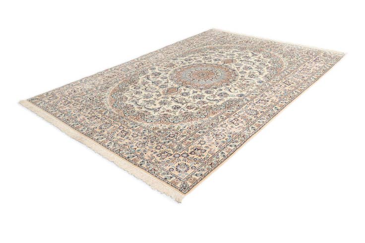 Detail image of 6' 7 x 8' 10 Nain Rug