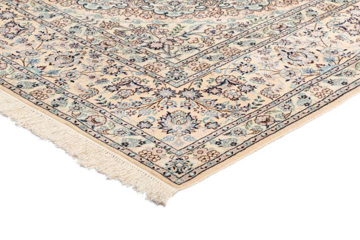 6' 7 x 8' 10 Nain Rug