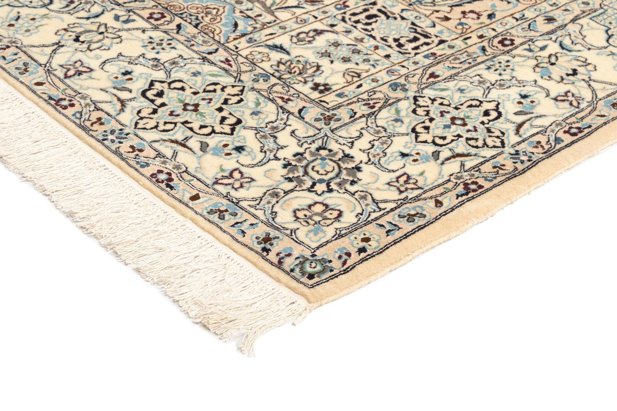 5' x 8' Nain Rug