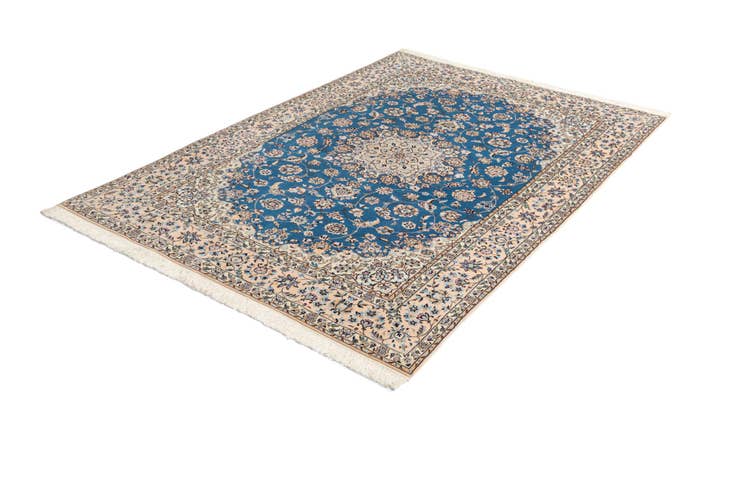 Detail image of 4' 10 x 7' 2 Nain Rug