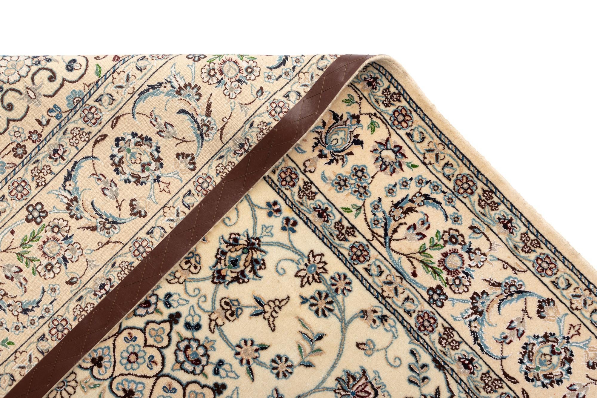 4' 10 x 7' 9 Nain Rug