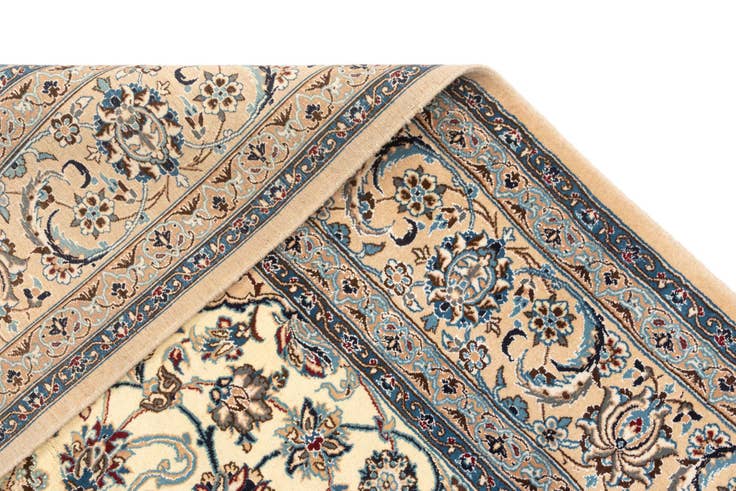 Detail image of 8' 4 x 12' Nain Rug
