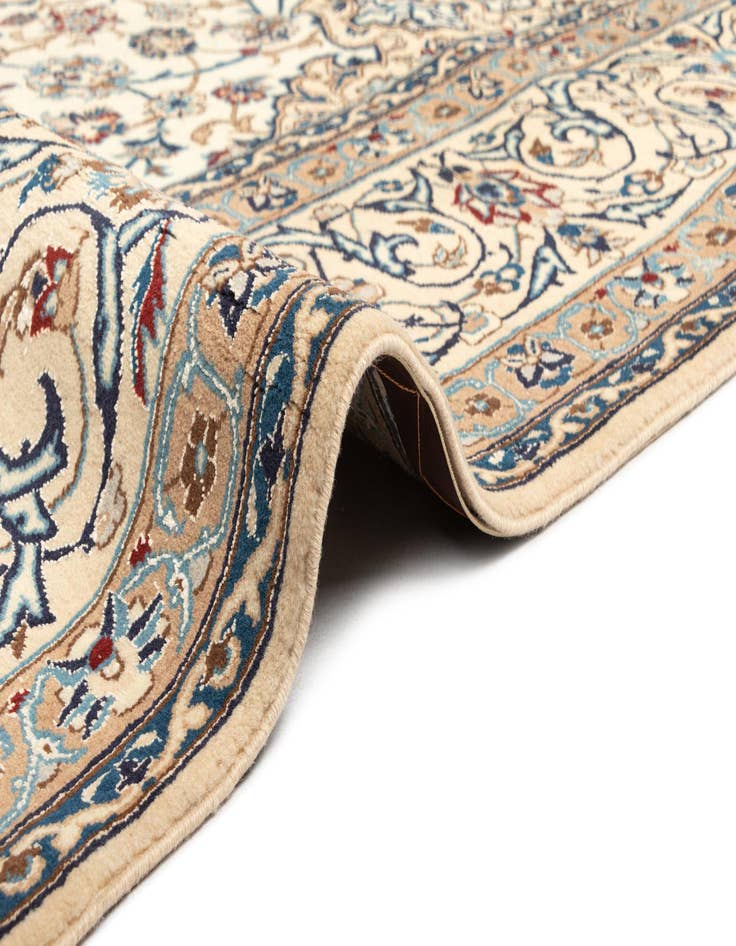 Detail image of 8' 4 x 11' 9 Nain Rug