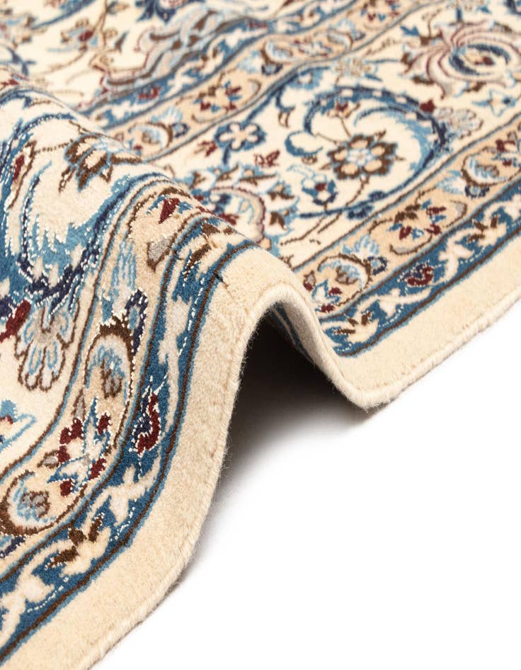 Detail image of 8' 7 x 12' 2 Nain Rug