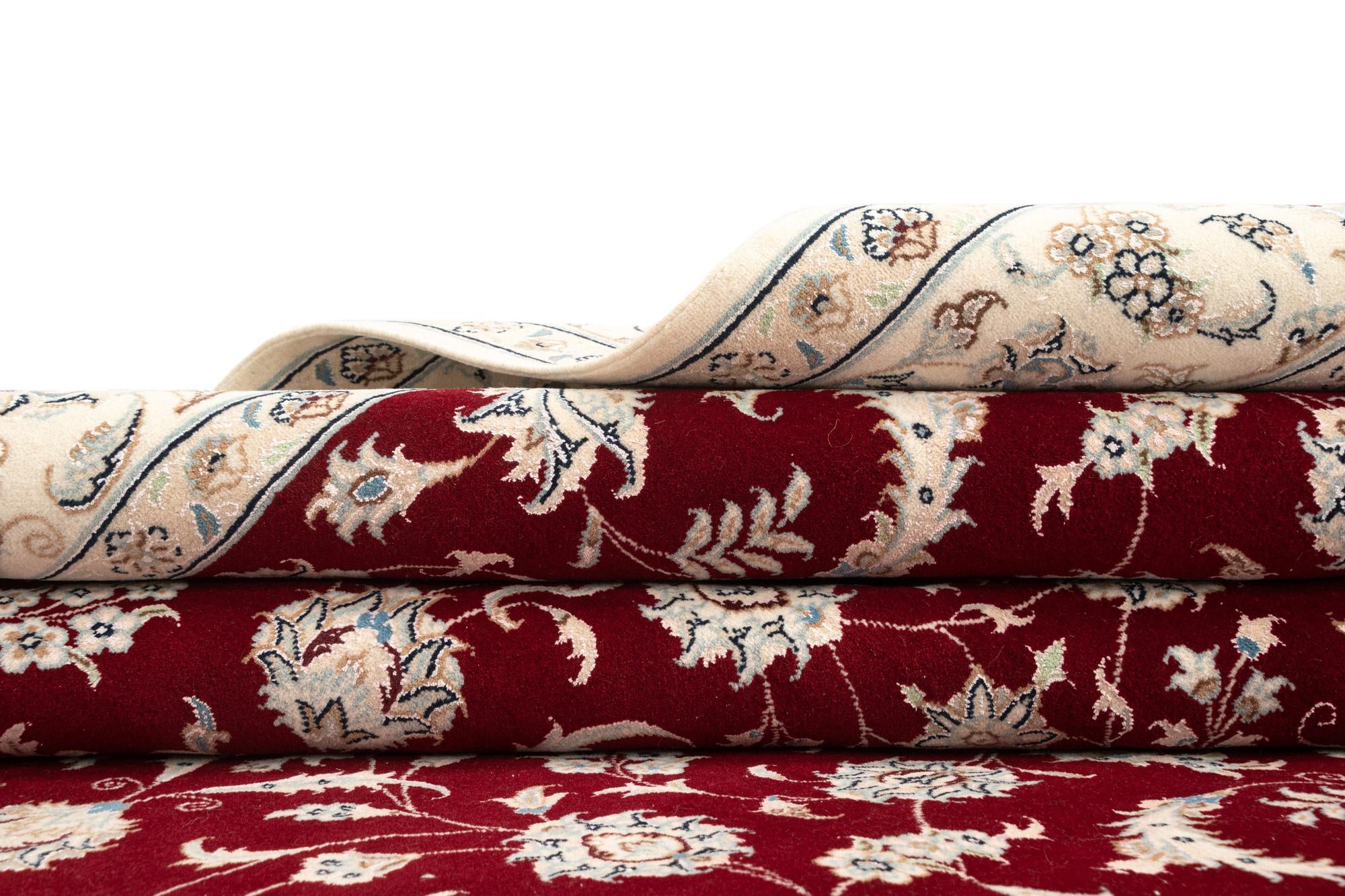 5' 7 x 7' 7 Nain Rug