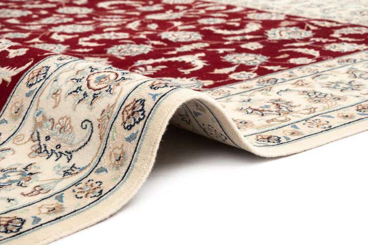 5' 7 x 7' 7 Nain Rug