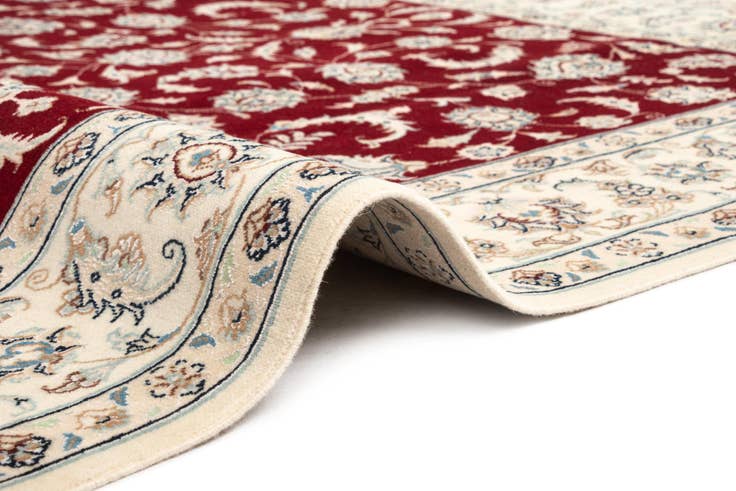 Detail image of 5' 7 x 7' 7 Nain Rug