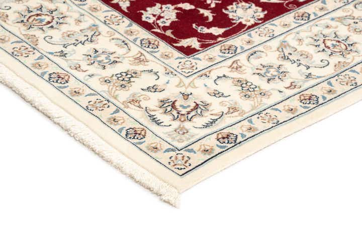5' 7 x 7' 7 Nain Rug