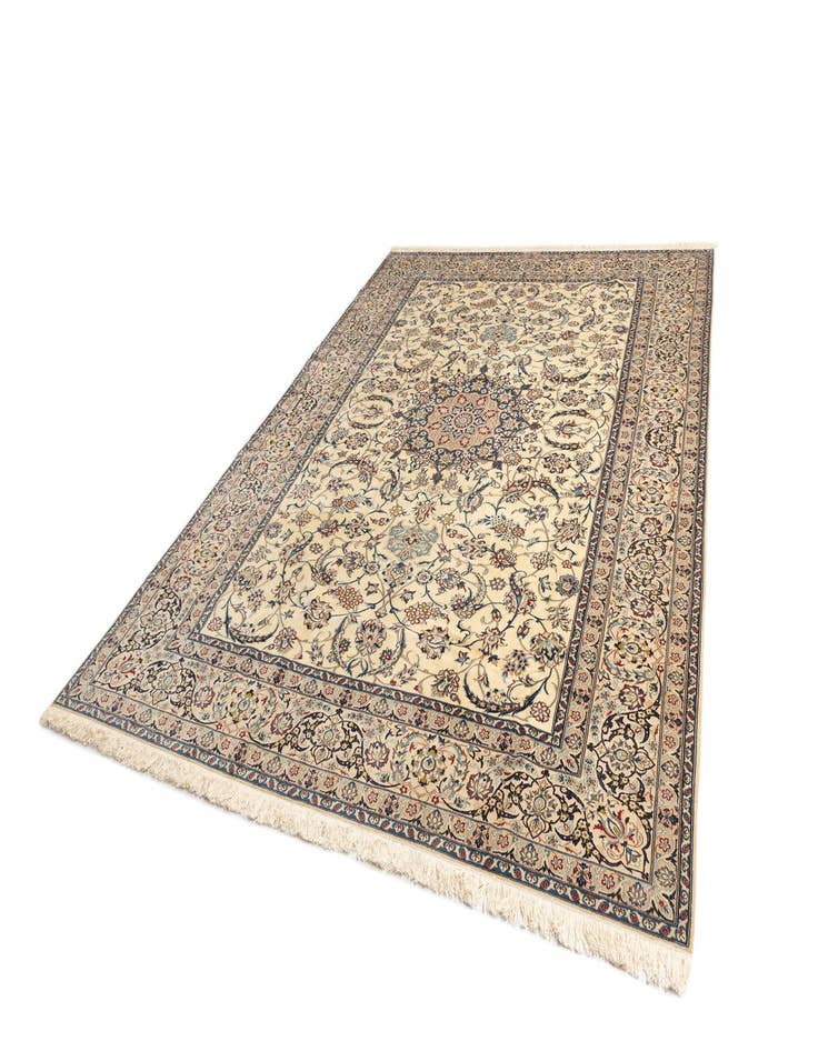 Detail image of 10' 2 x 13' 5 Nain Rug