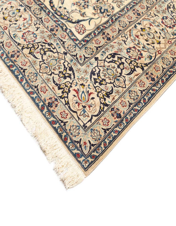 Detail image of 10' 2 x 13' 5 Nain Rug