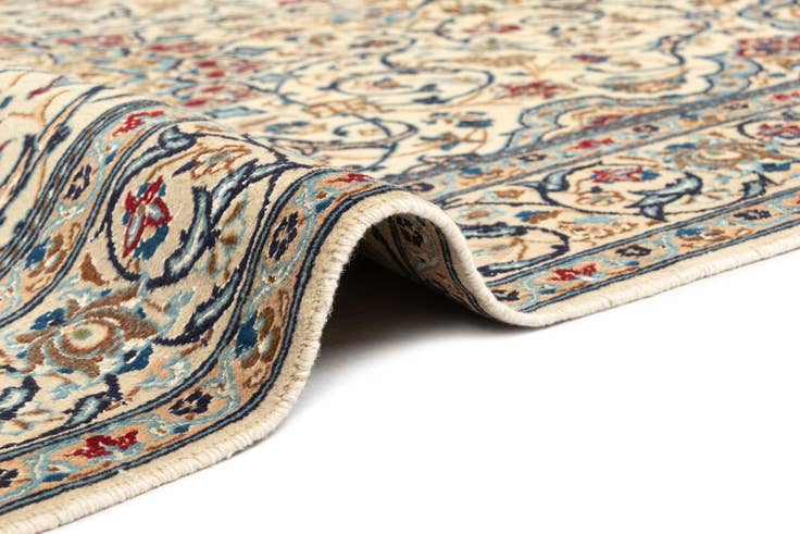Detail image of 5' 3 x 8' 4 Nain Wool Rug