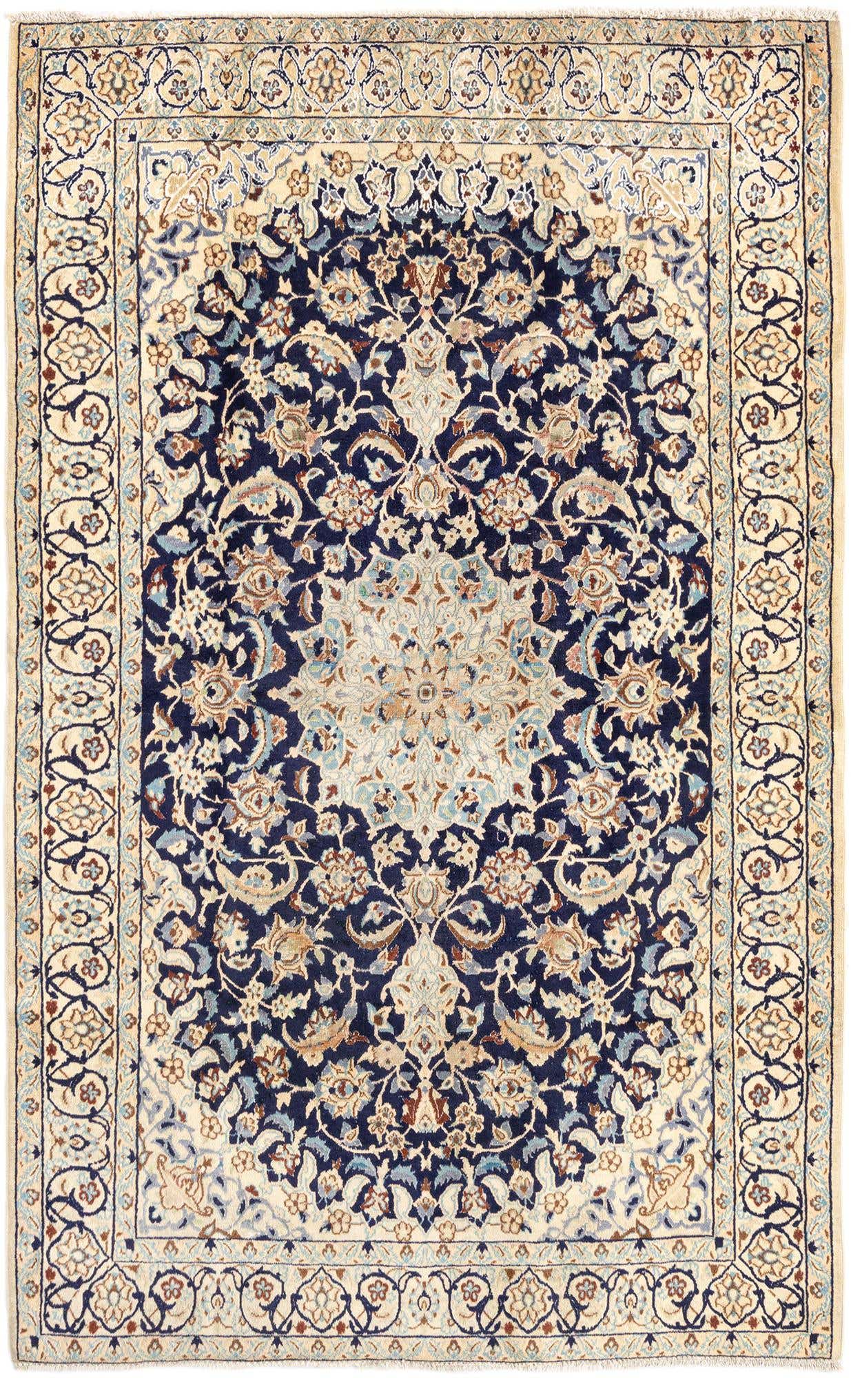 4' 2 x 6' 9 Nain Rug