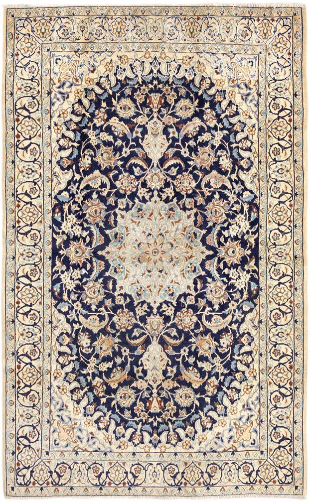 4' 2 x 6' 9 Nain Rug
