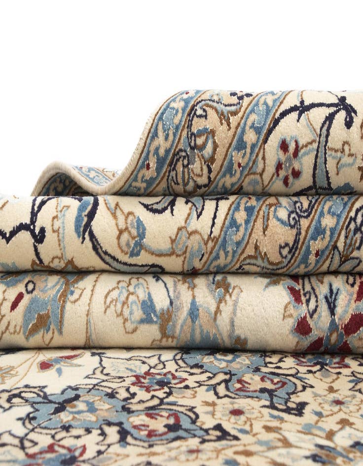 Detail image of 9' 11 x 13' 4 Nain Rug