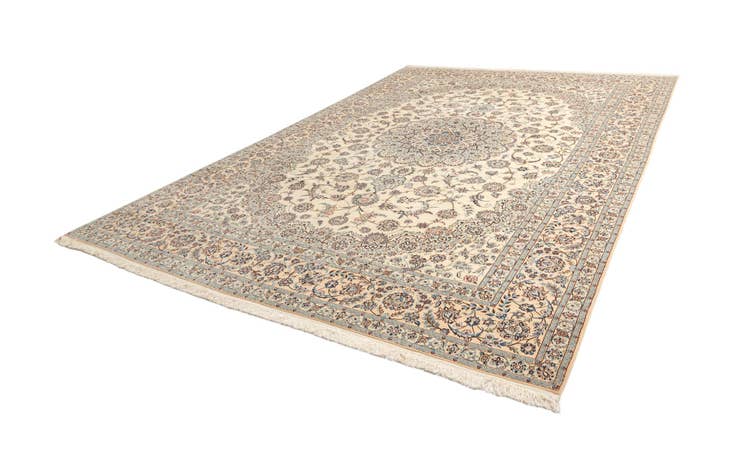 Detail image of 11' 6 x 16' 5 Nain Wool Rug