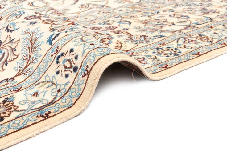 Detail image of 11' 6 x 16' 5 Nain Wool Rug