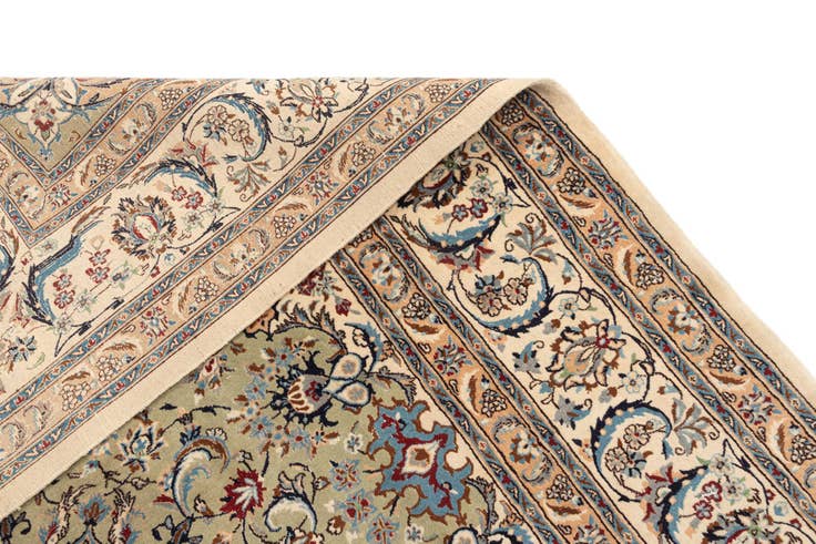 Detail image of 9' 7 x 13' Nain Wool Rug