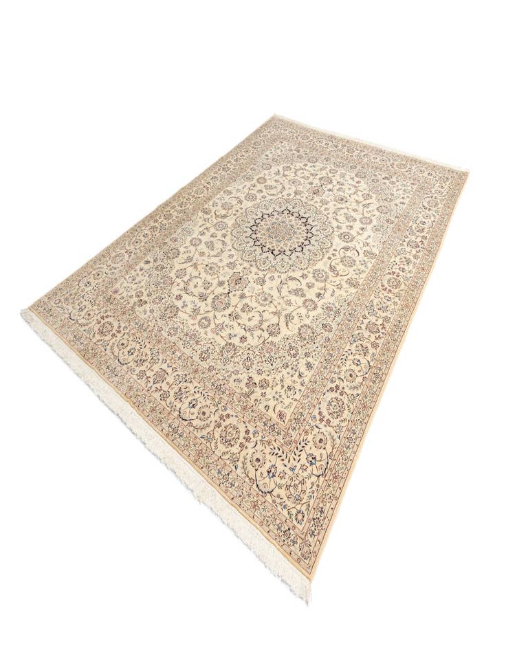 Detail image of 8' 3 x 11' 3 Nain Rug