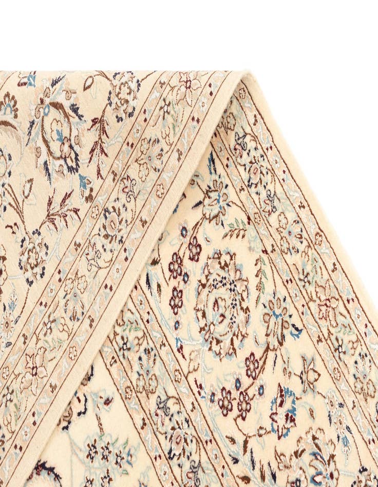 Detail image of 8' 3 x 11' 3 Nain Rug