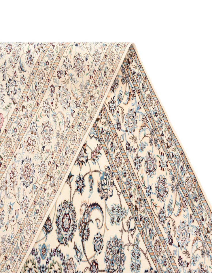 Detail image of 8' 6 x 11' 9 Nain Rug