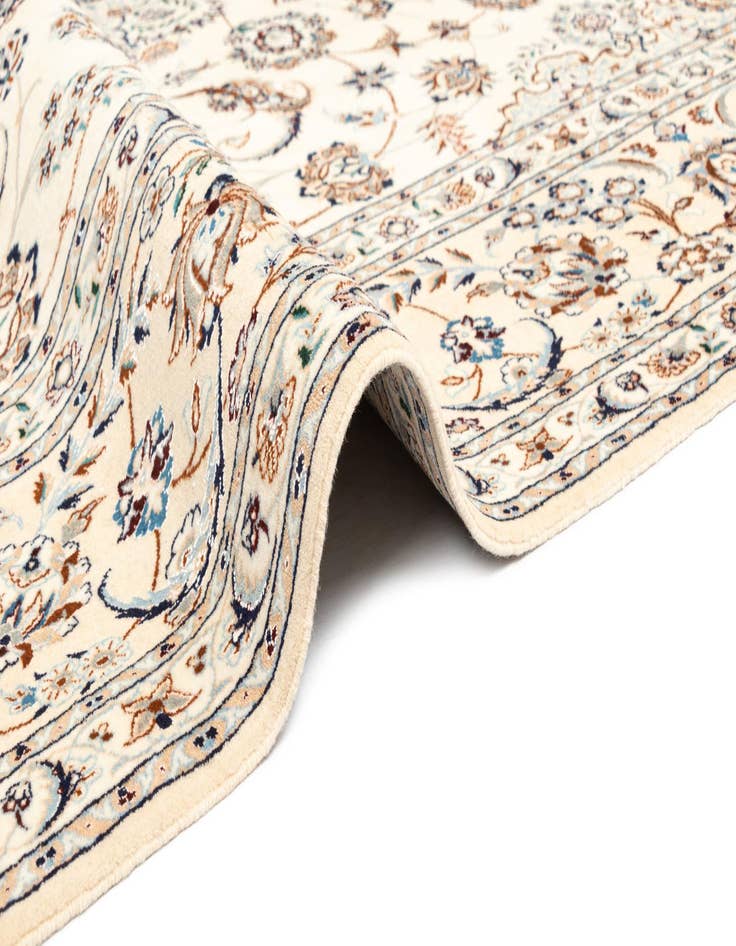 Detail image of 8' 2 x 11' 5 Nain Rug