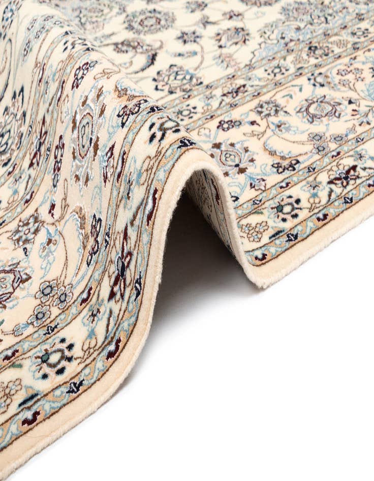 Detail image of 8' 4 x 11' 7 Nain Rug