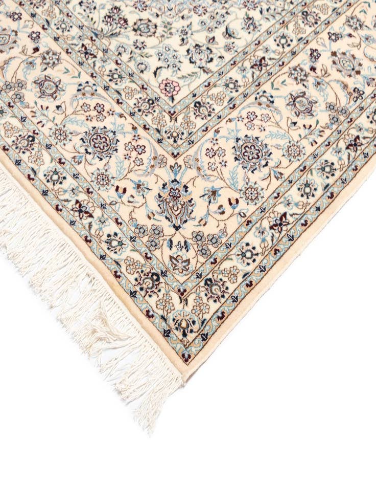 Detail image of 8' 4 x 11' 7 Nain Rug