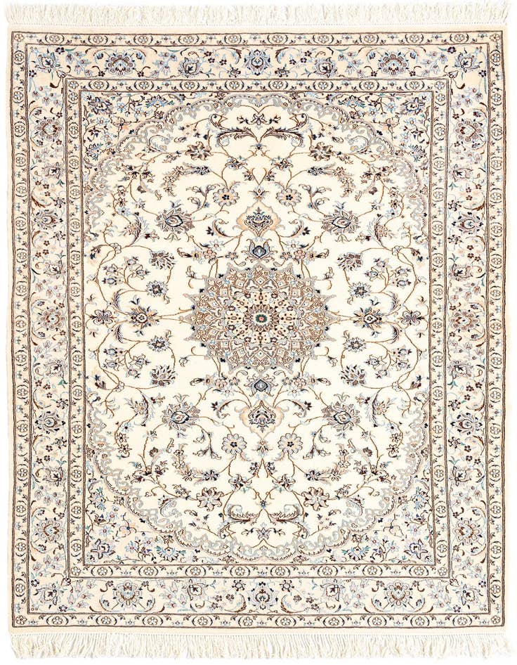 Detail image of 4' 2 x 6' 8 Nain Rug