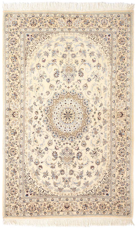 Detail image of 4' 2 x 6' 5 Nain Rug