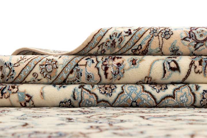 6' 10 x 10' 4 Nain Rug