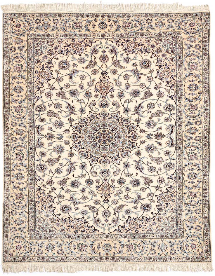 Detail image of 4' 8 x 7' 4 Nain Rug