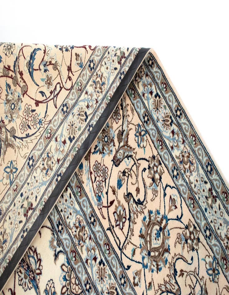 Detail image of 13' 11 x 23'  Hand Knotted Nain Persian Rug