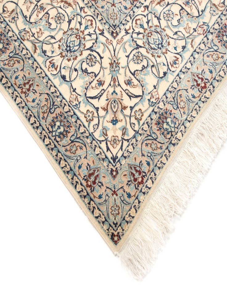 Detail image of 9' 11 x 13' 5 Nain Rug