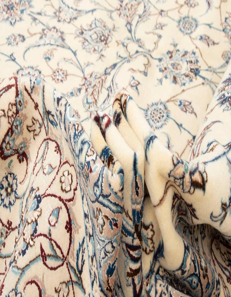 Detail image of 9' 11 x 13' 5 Nain Rug