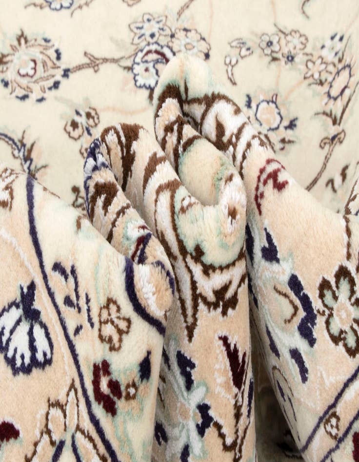 Detail image of 6' 5 x 9' 11 Hand Knotted Nain Persian Rug