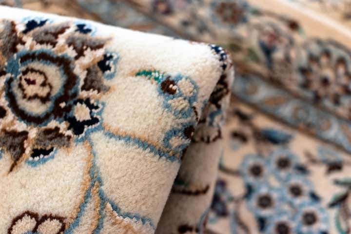 4' 2 x 6' Nain Rug