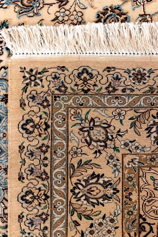 4' 2 x 6' Nain Rug