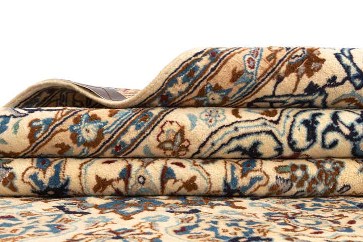 6' 11 x 10' 2 Nain Rug