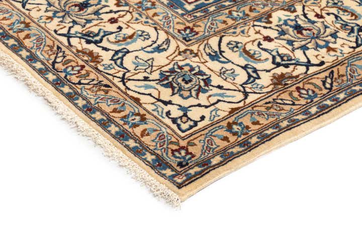 6' 11 x 10' 2 Nain Rug
