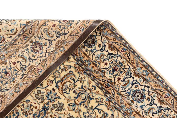 6' 11 x 10' 2 Nain Rug