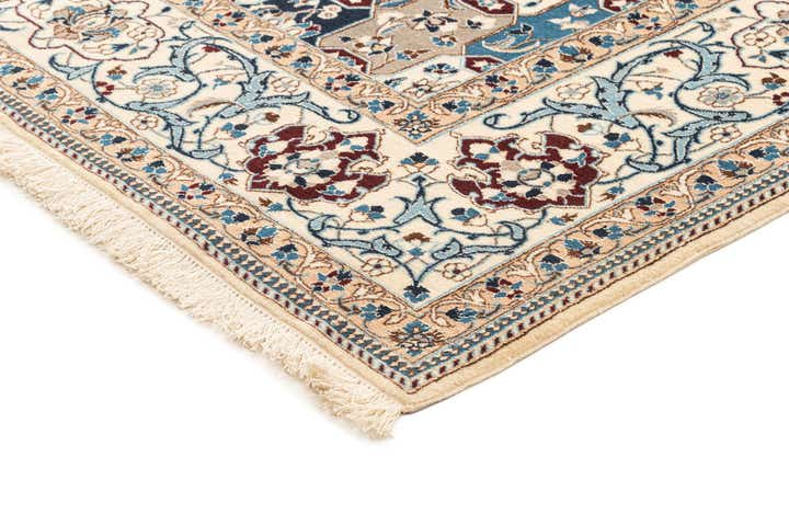 6' 7 x 9' 10 Hand Knotted Nain Rug