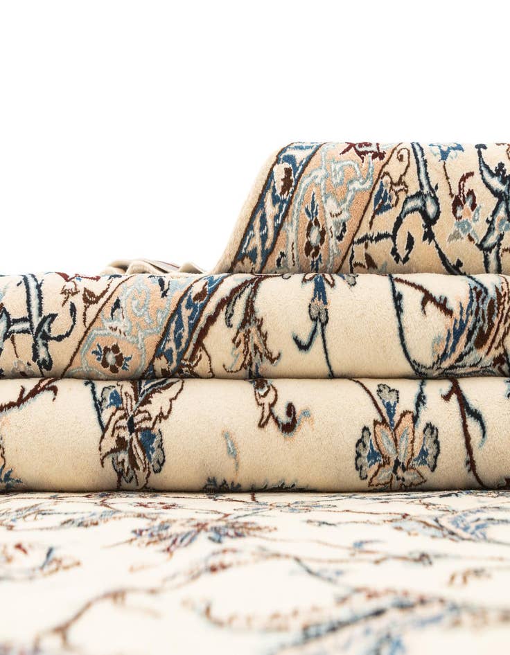 Detail image of 6' 9 x 10' 2  Hand Knotted Nain Rug