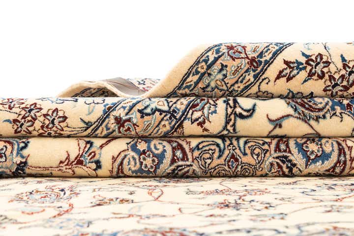 6' 8 x 10' 4 Hand Knotted Nain Rug