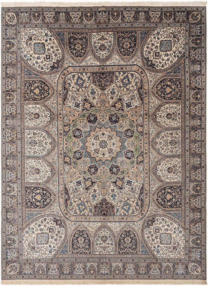 Detail image of 10' x 13' 4 Hand Knotted Nain Rug