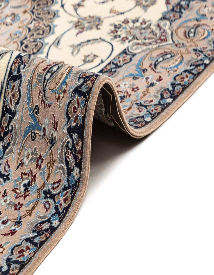 Detail image of 4' 4 x 6' 7  Hand Knotted Nain Rug