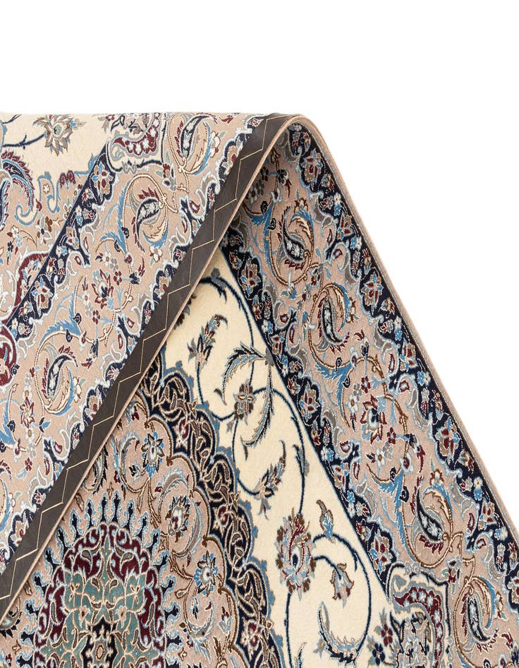 Detail image of 4' 4 x 6' 7  Hand Knotted Nain Rug