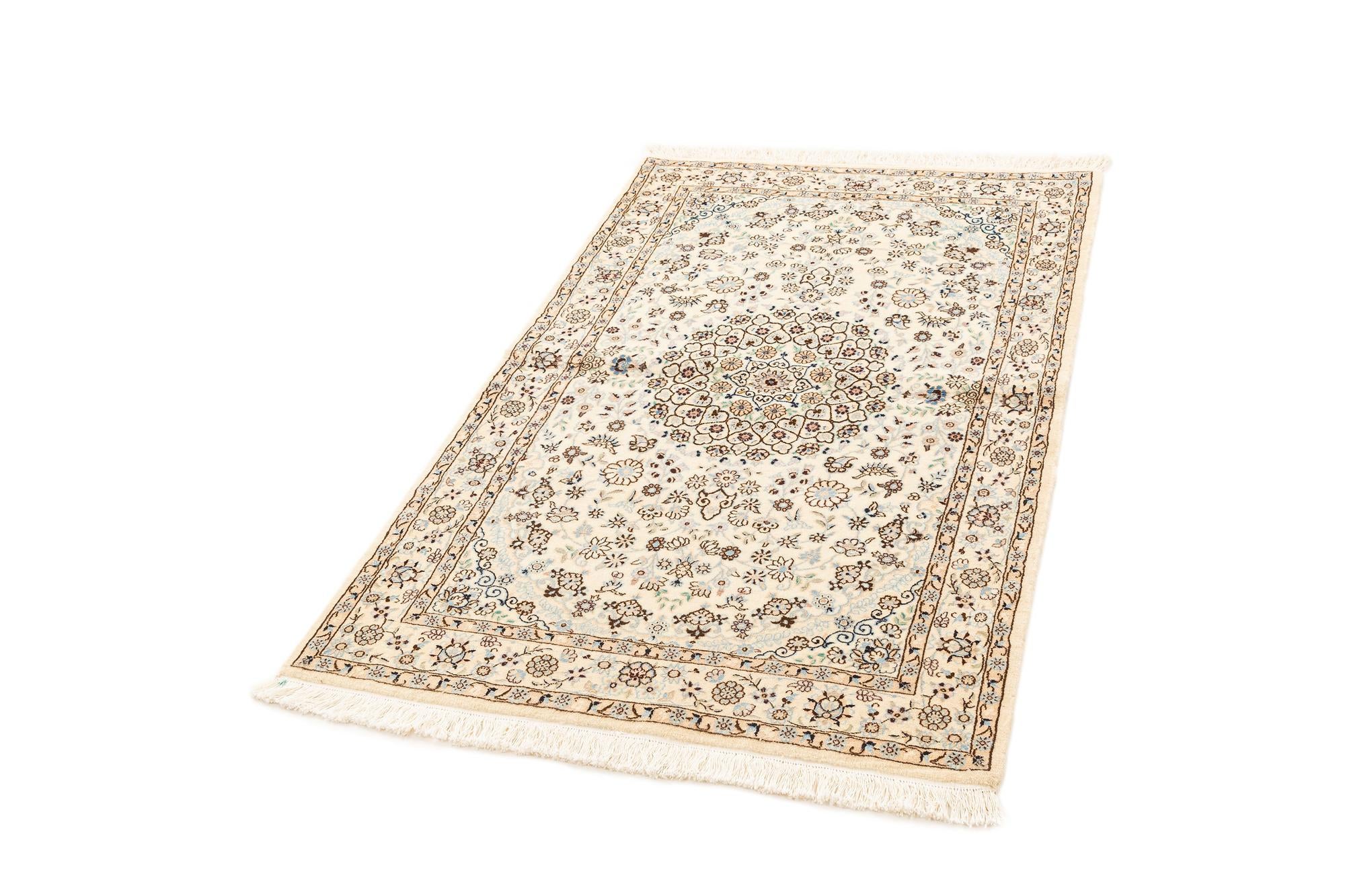 3' 3 x 5' 3 Hand Knotted Nain Rug